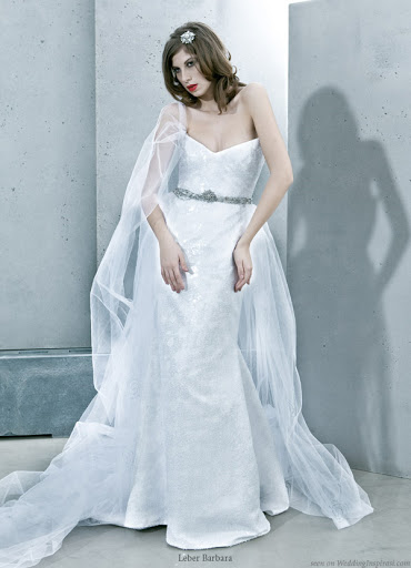modern-leber-barbara-wedding-gown-2011
