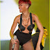 Daring Rihanna : Head Half Shaved Red Hair in Spain