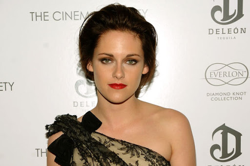 Kristen Stewart, Bella Swan's Twilight Wedding Dress Revealed