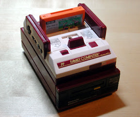 [逸品]コイーニ！任天堂紅白機造型有聲貯金箱！ - 阿祥的網路筆記本