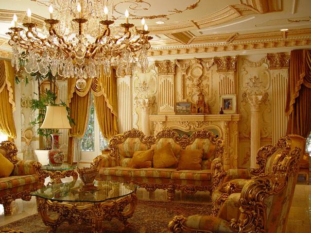 shahrukh khan house is a palace, home interior decoration is marvelous 