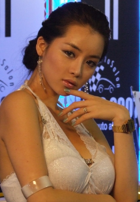 Jihye - Korean model 200712240109.jpg Jihye -  http://henku.info